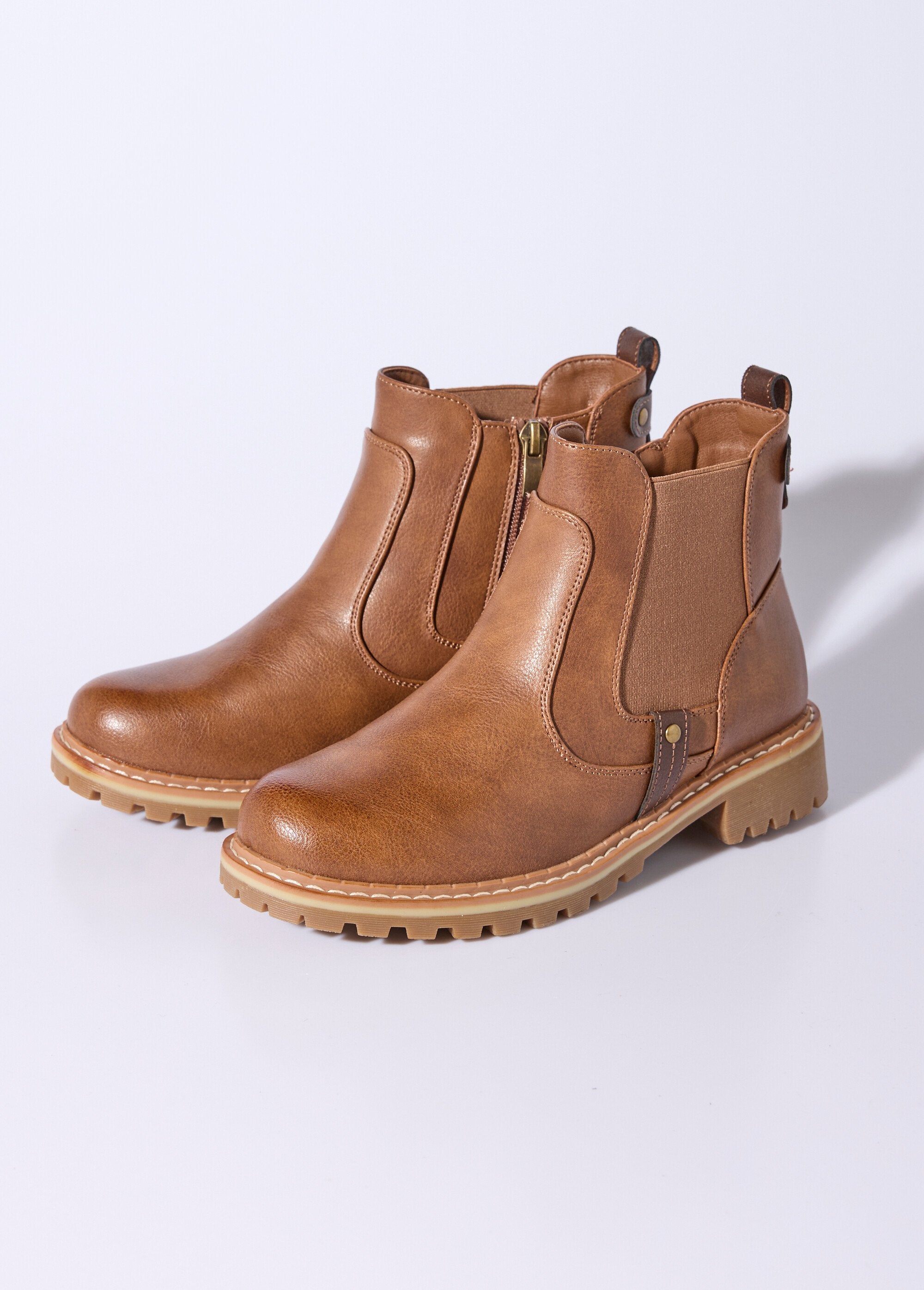Elasticated_boots,_Camargue_style_camel_DE1_slim