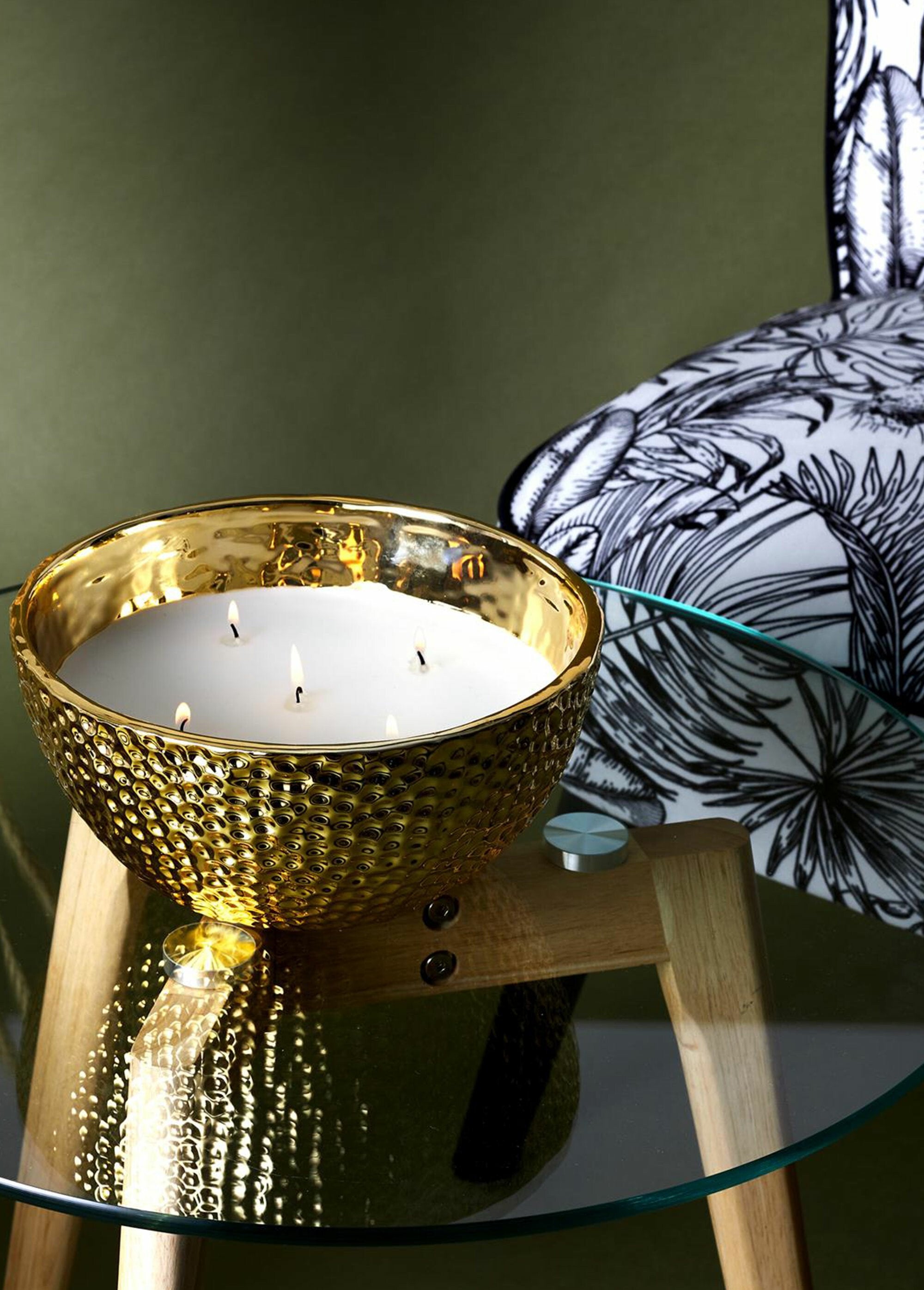 Bougie_parfumée_contenant_métal_martelé_5_meches_SF1_slim