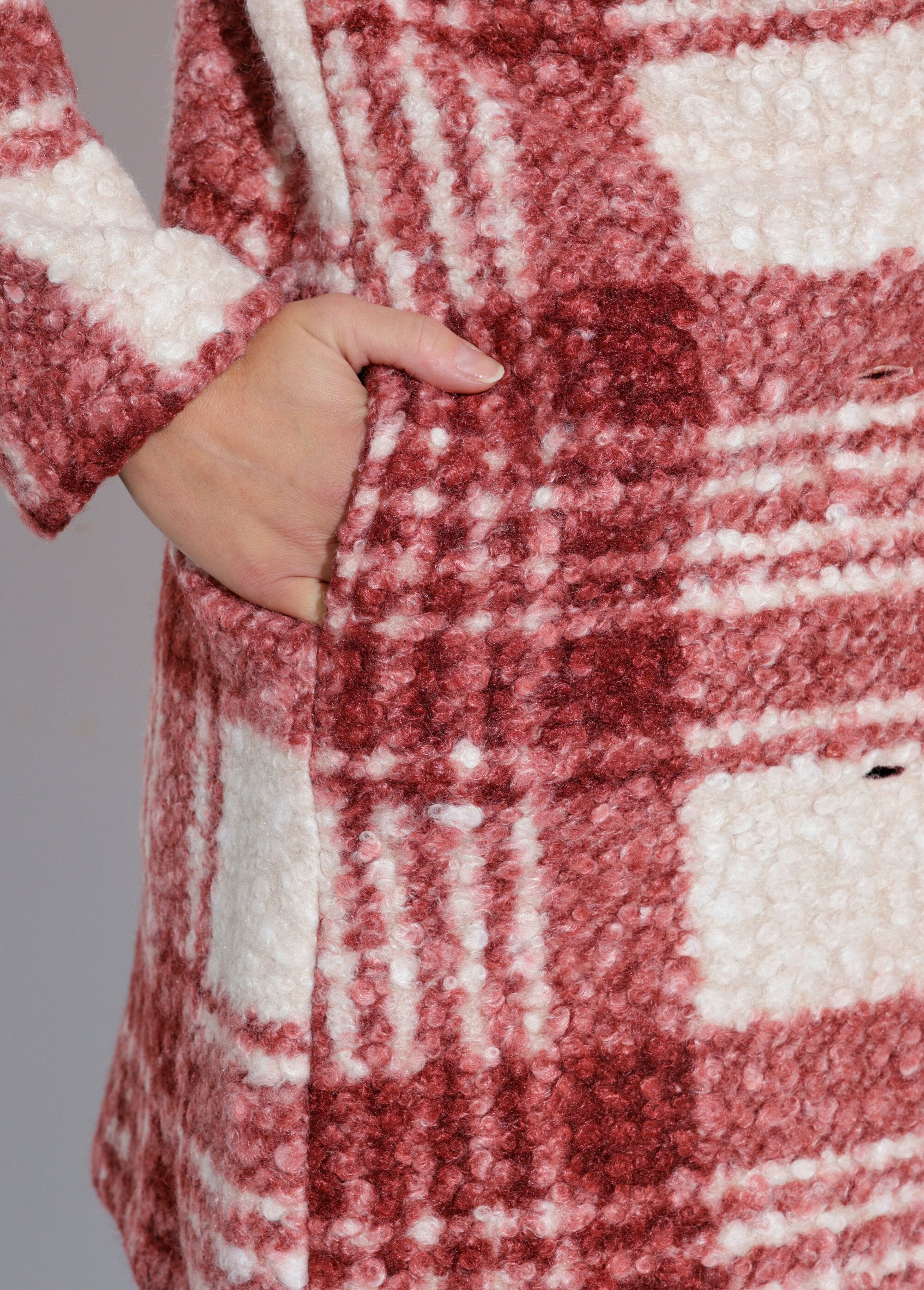 Caban_carreaux_long_façon_laine_bouclée_Brique_et_ecru_DE2_slim