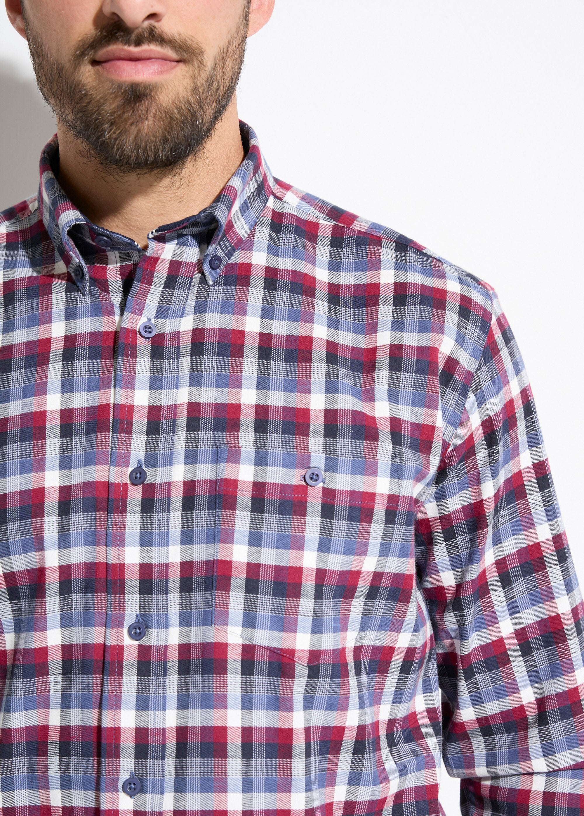 Stretchy_flannel_shirt_with_long_sleeves_Bordeaux_DE1_slim