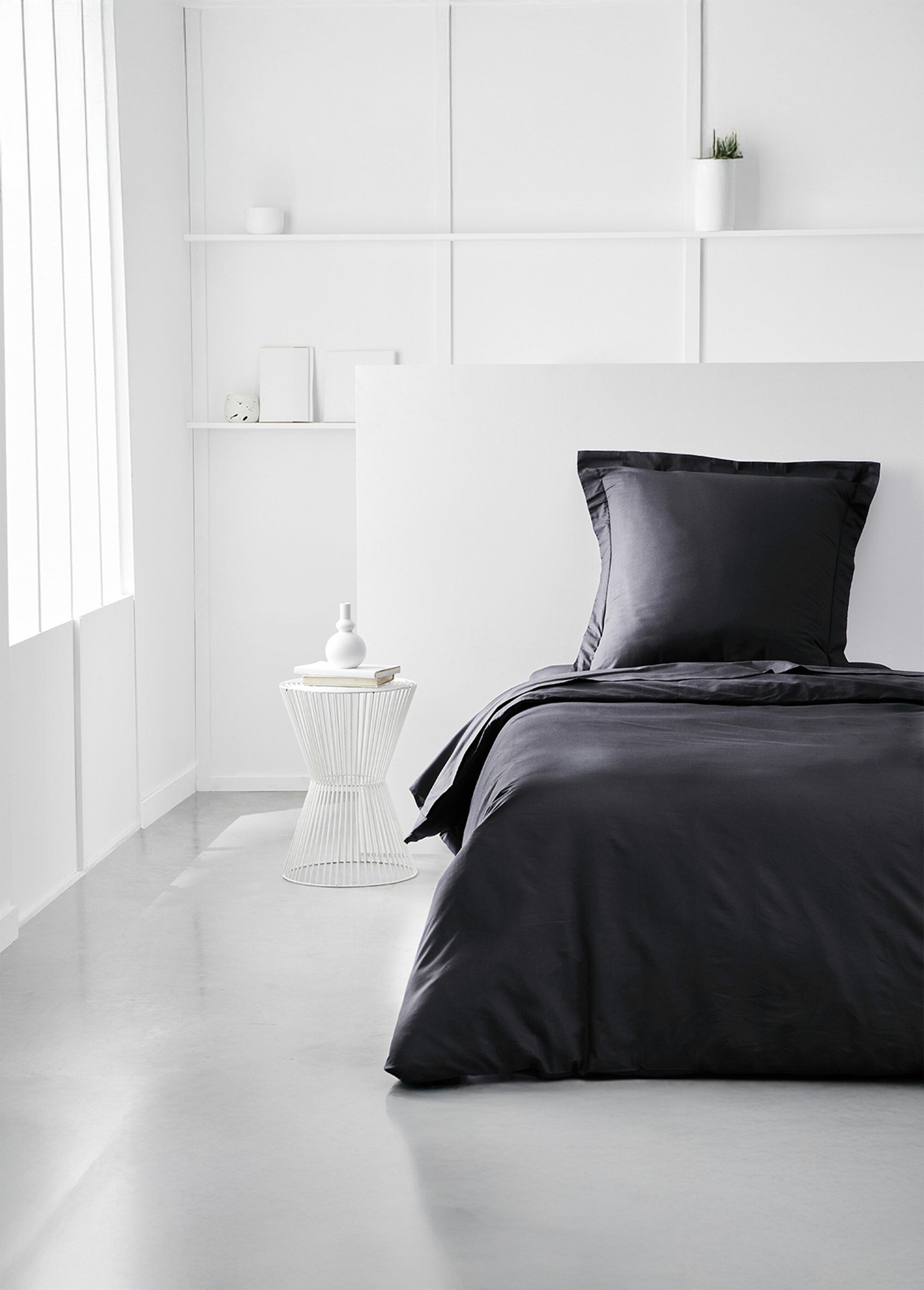 Plain_cotton_flat_sheet_Charcoal_SF1_slim
