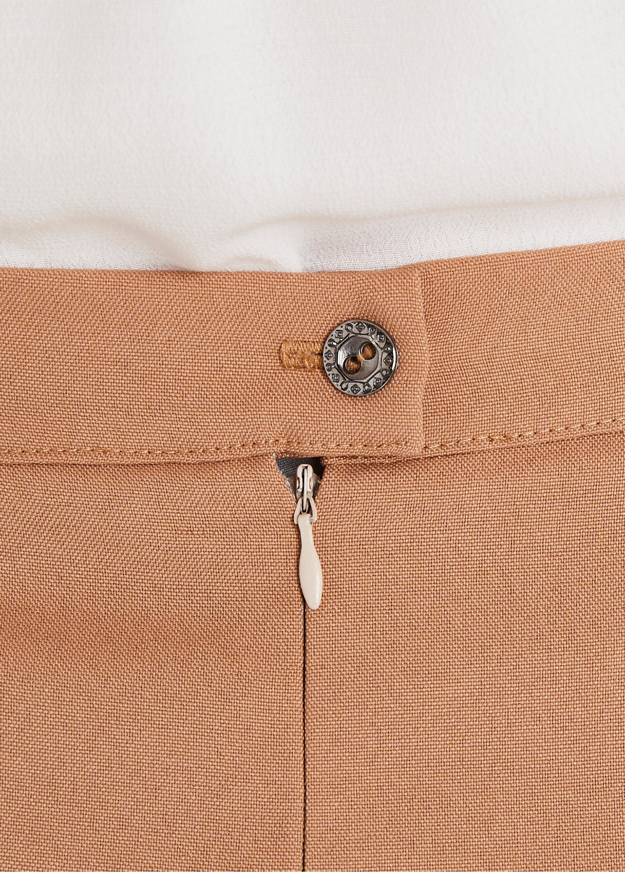 Plain_mid-length_skirt_Beige_DE1_slim