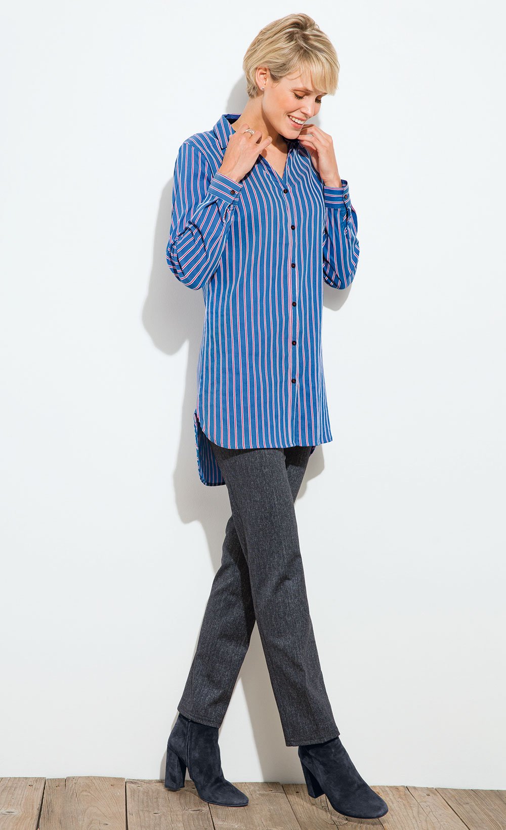 The_long_striped_tunic_Blue_stripe_SF1_slim