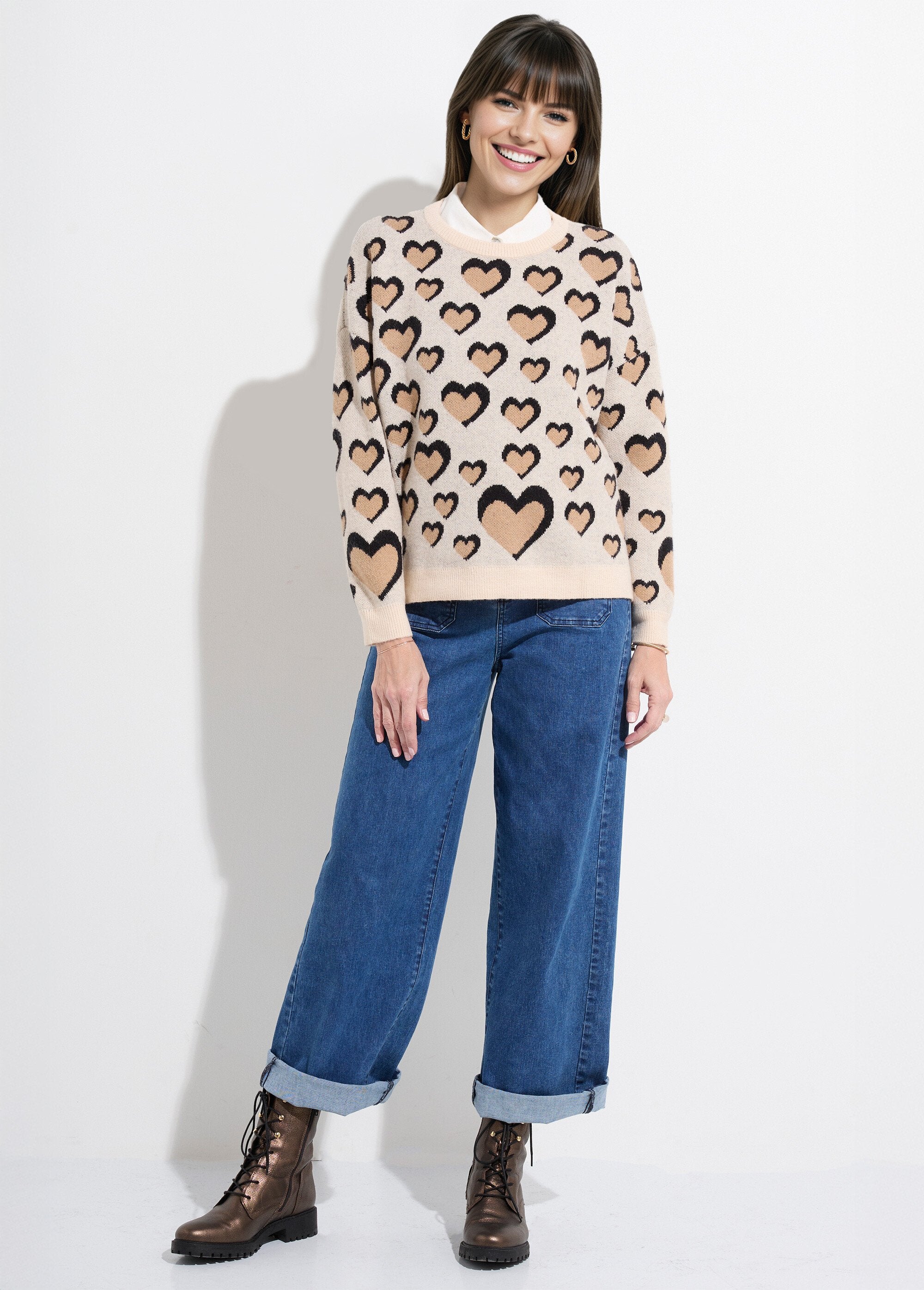 Pull_col_rond_épais_en_laine_avec_coeurs_Ecru_et_camel_SF1_slim