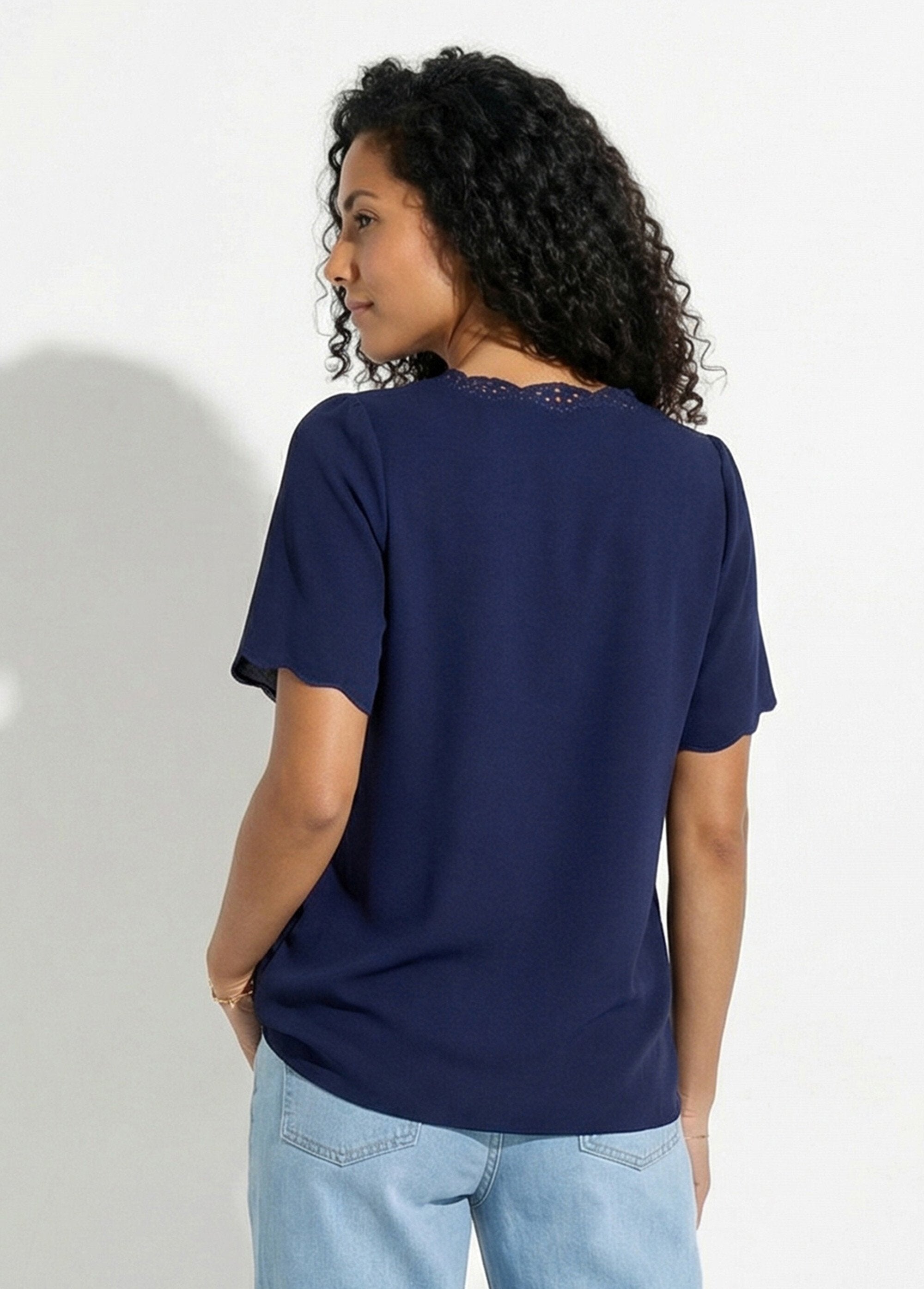 Long_embroidered_tunic_with_short_sleeves_Midnight_blue_DO1_slim