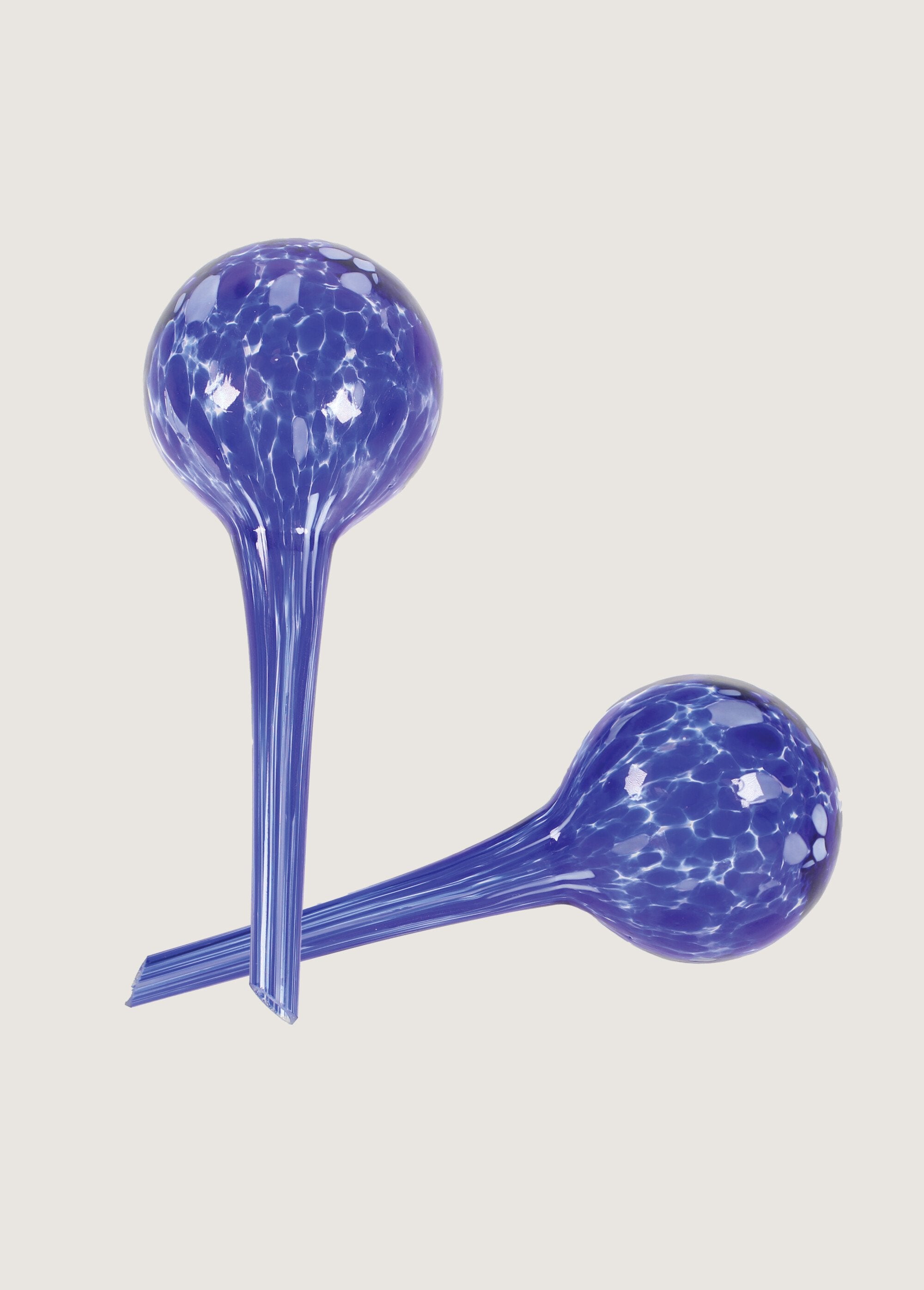 Set_of_2_glass_plant_watering_balls_Blue_FA1_slim