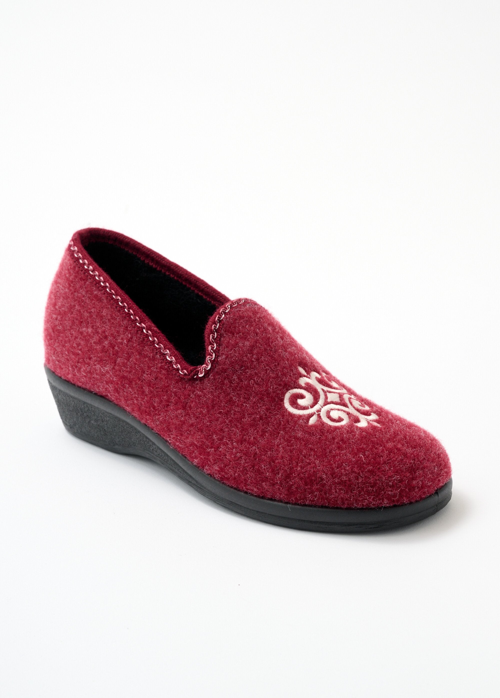 Wide_embroidered_ballerina_slippers_Bordeaux_FA1_slim