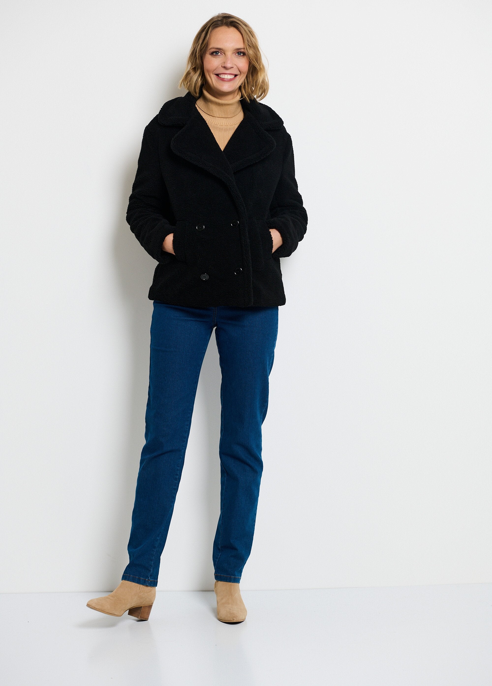 Warm_short_pea_coat_with_a_plush_effect_Black_SF1_slim