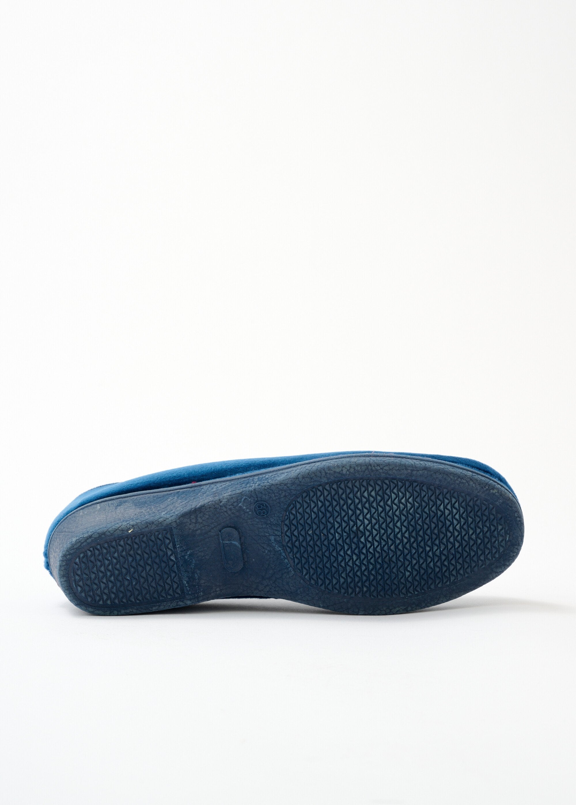 Comfort_width_embroidered_slip-on_slipper_Marine_UN1_slim