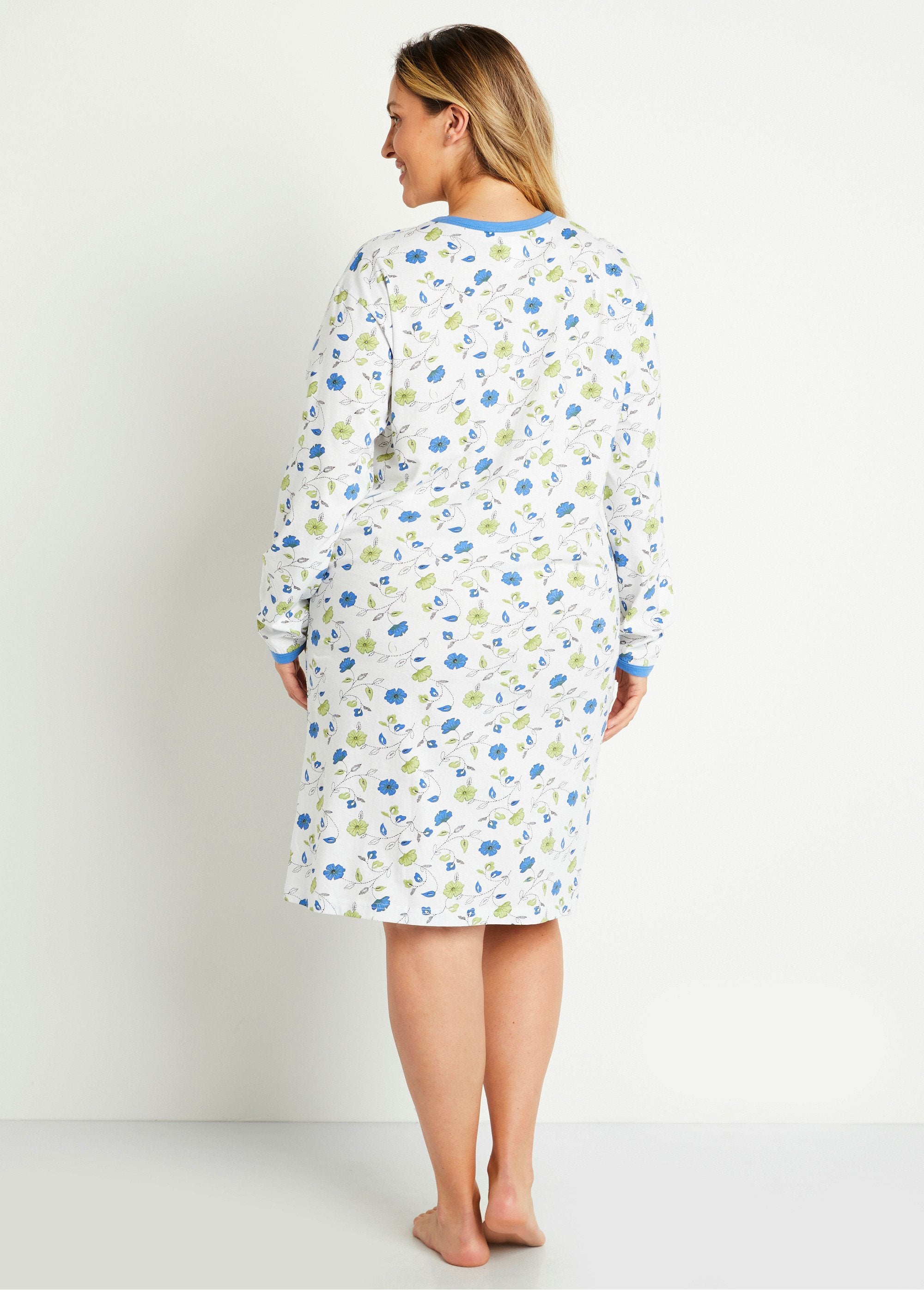 Mid-length_printed_cotton_buttoned_nightgown_Blue_DO1_curvy