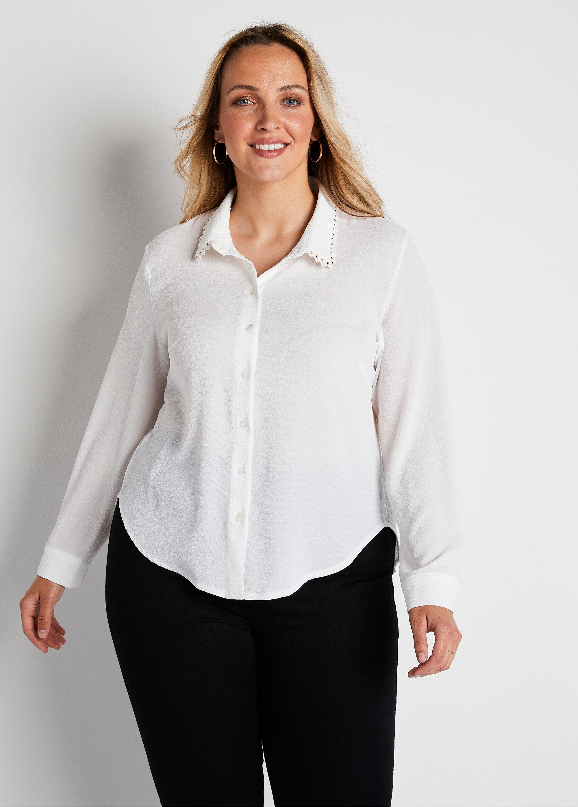 Plain_buttoned_blouse_with_fancy_collar_Ecru_FA1_curvy