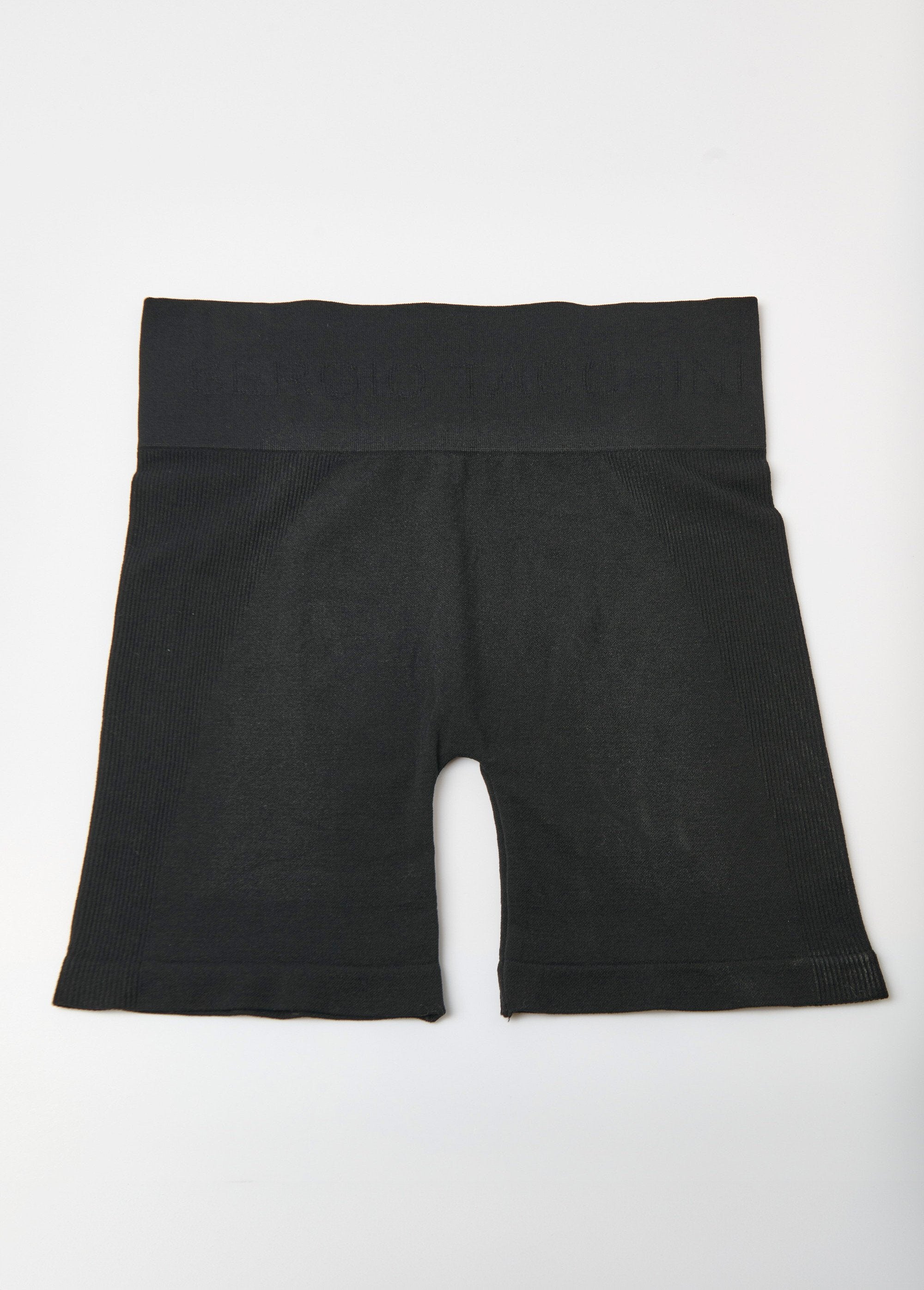 Invisible_seamless_cyclist_Black_FA1_slim