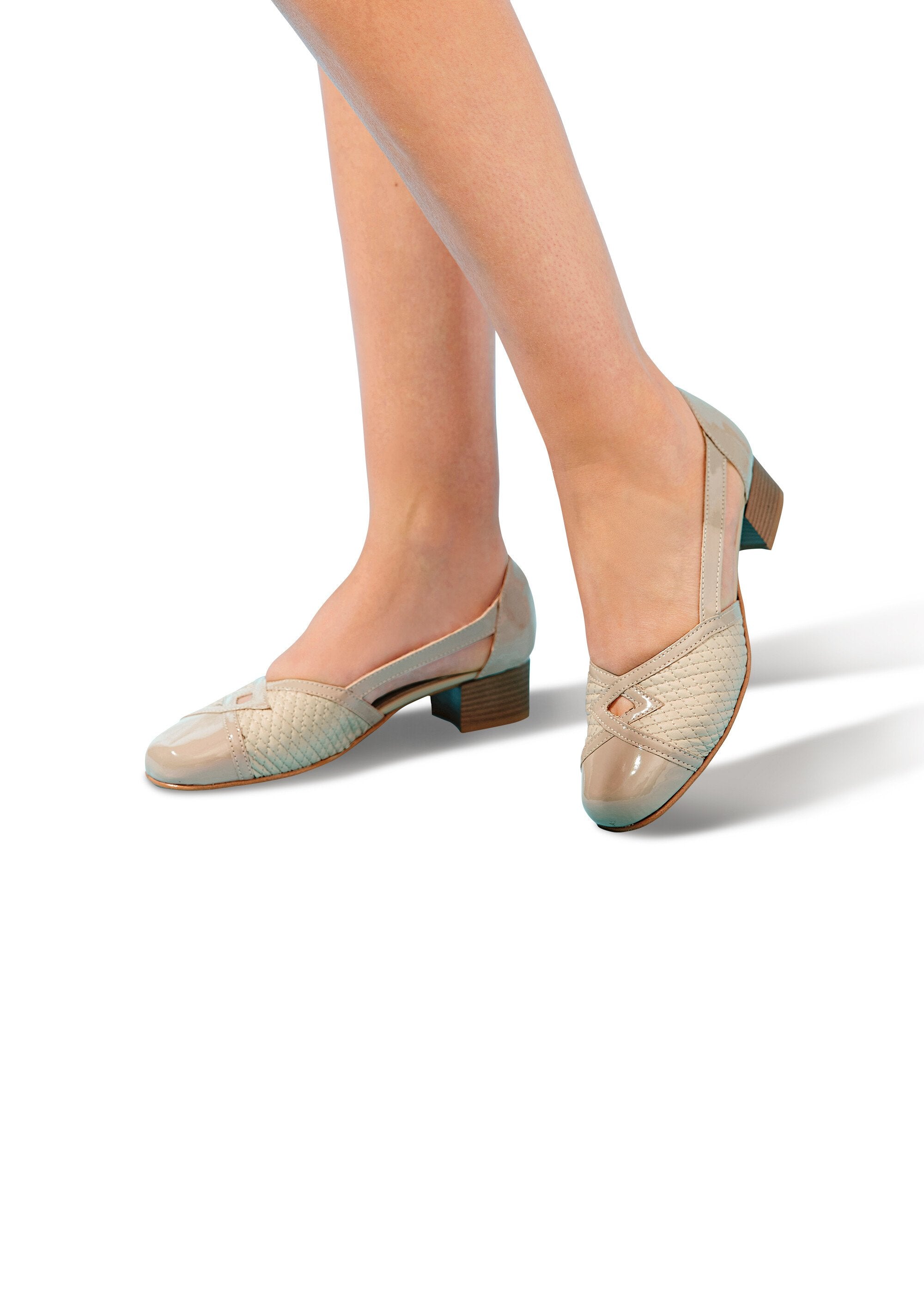 Comfortable_leather_pumps_for_sensitive_feet_Beige_SF1_slim