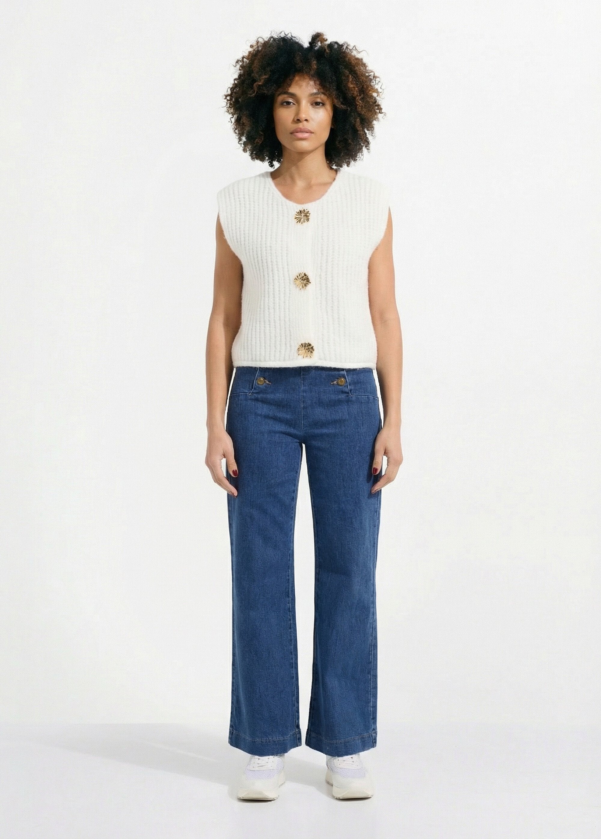 Sleeveless_vest_with_jeweled_buttons_White_SF1_slim