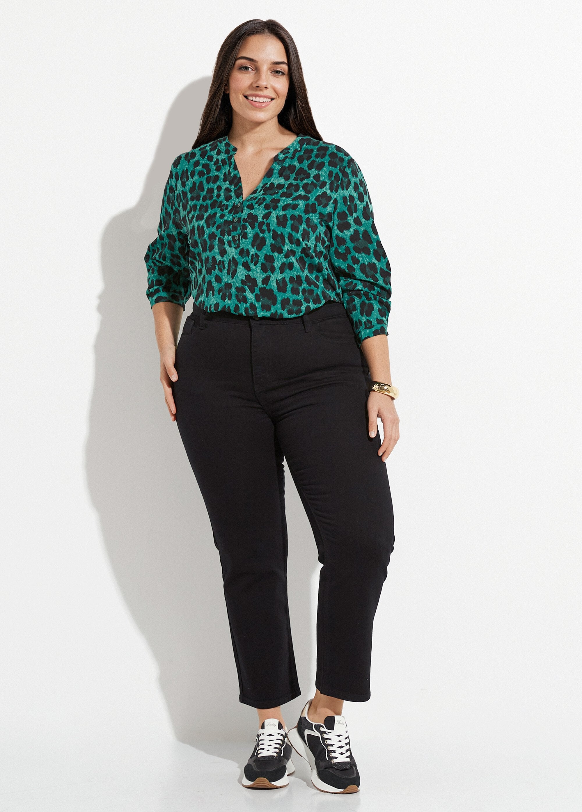 Denim_mom_jeans,_PLUS_SIZE_special_Black_SF1_curvy