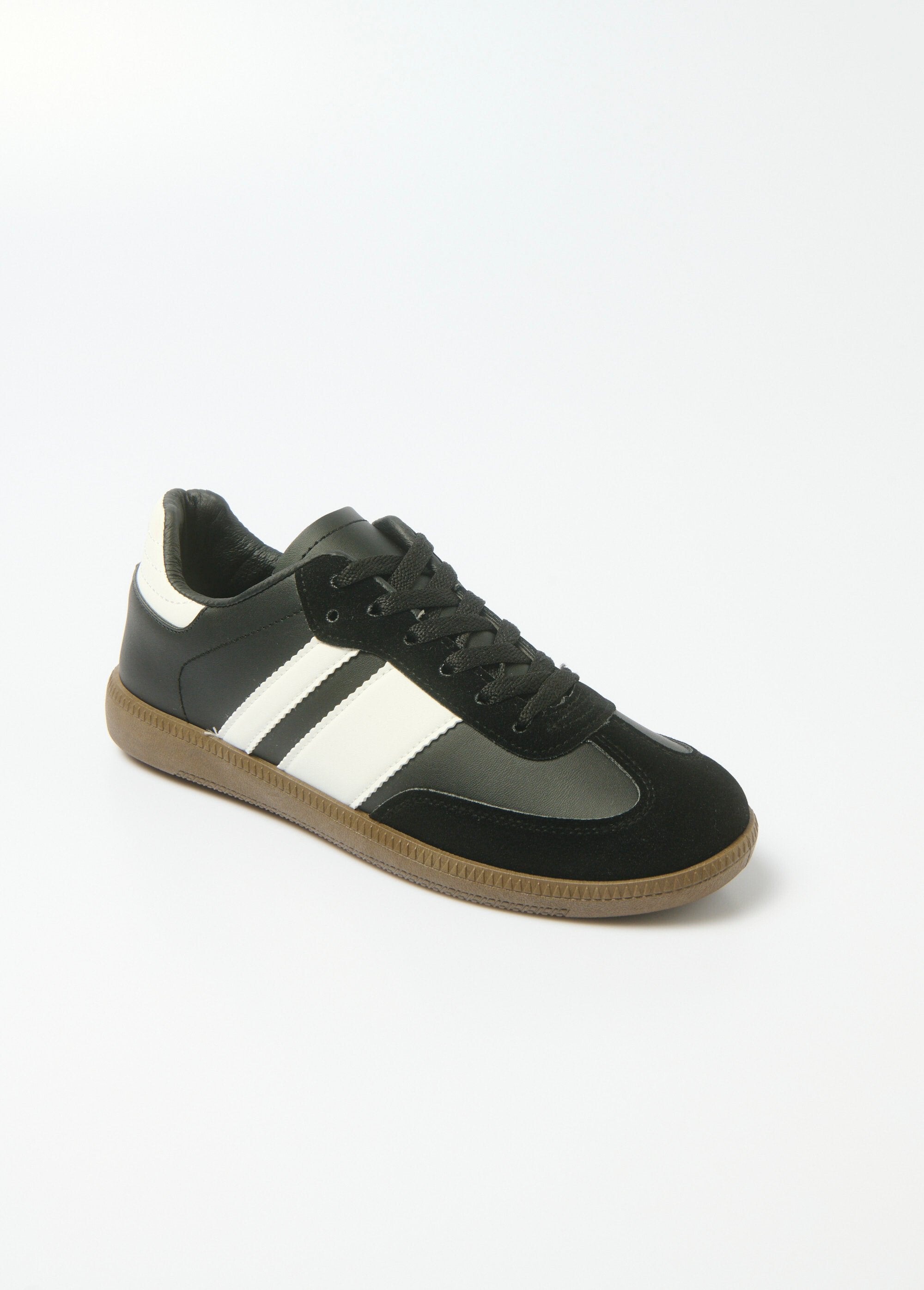 Retro_sneakers_with_contrasting_details_Black_FA1_slim