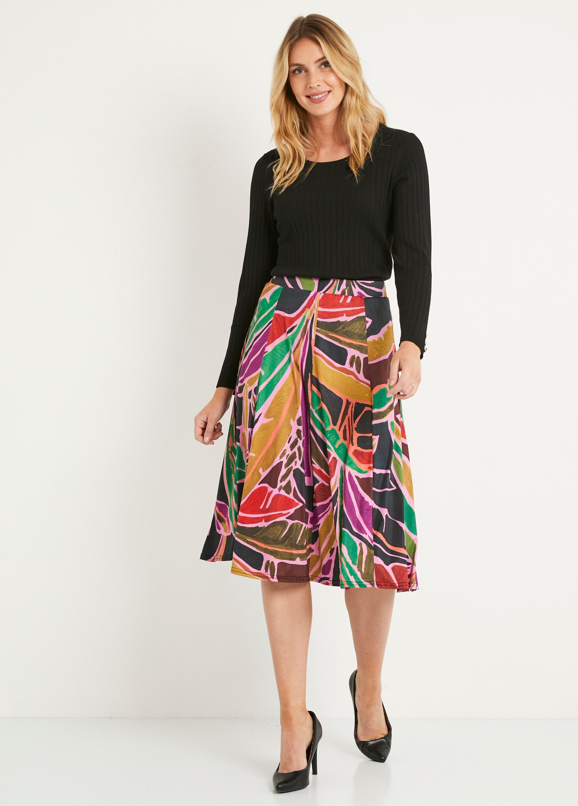 Long_flared_skirt_in_printed_fluid_knit_Multicolor_SF1_slim