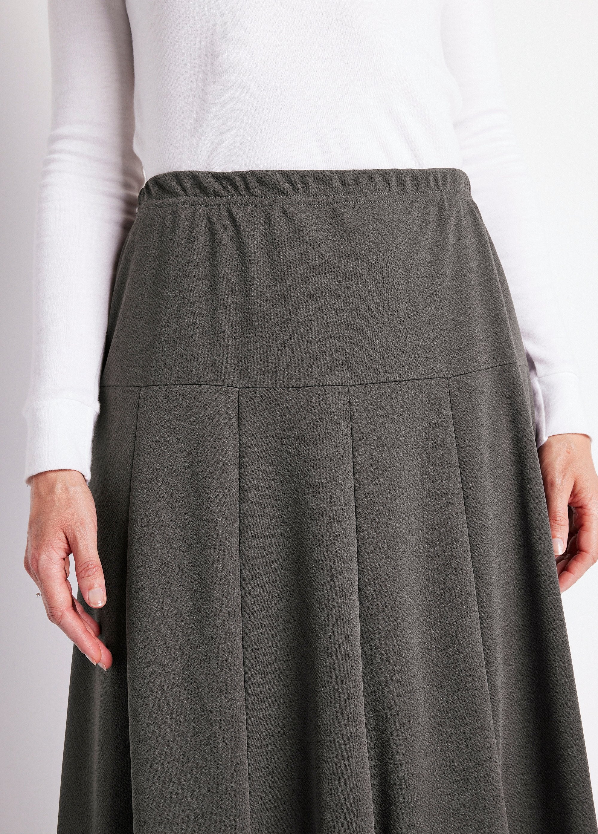 Plain_mid-length_flared_skirt_with_elasticated_waist_Gray_DE1_slim