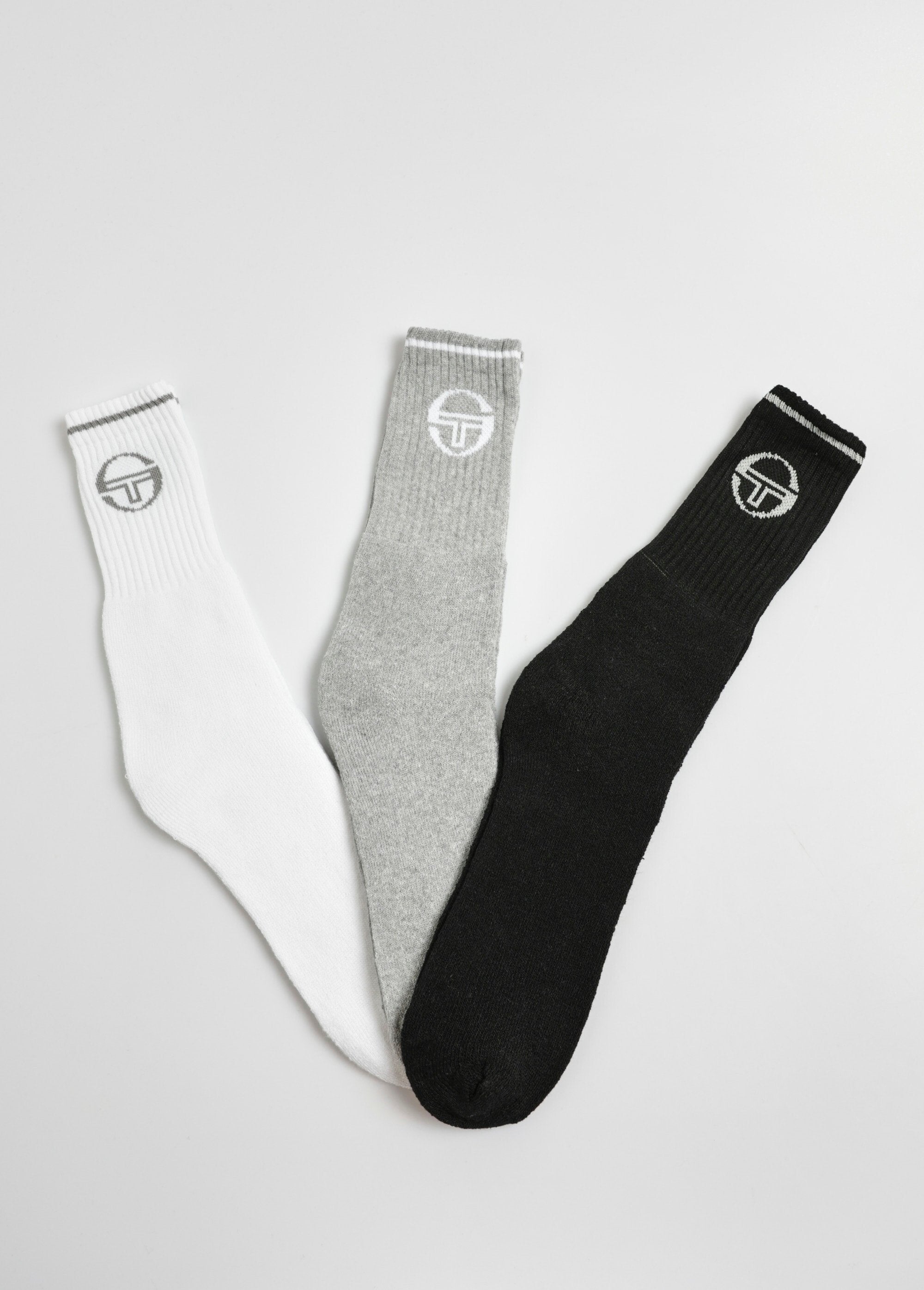 Pack_of_3_assorted_sports_socks_Assorted_gray_FA1_slim