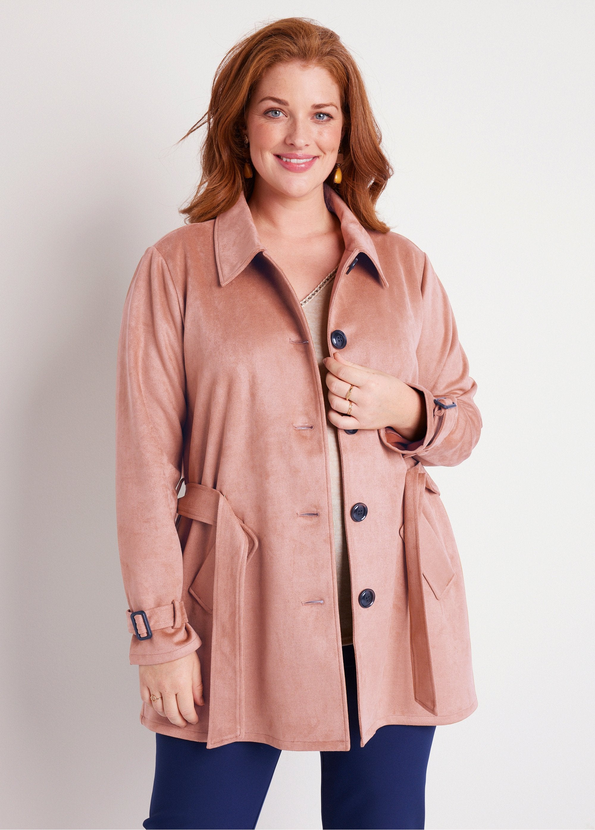 Short_suede_fabric_coat_Nude_pink_FA1_curvy