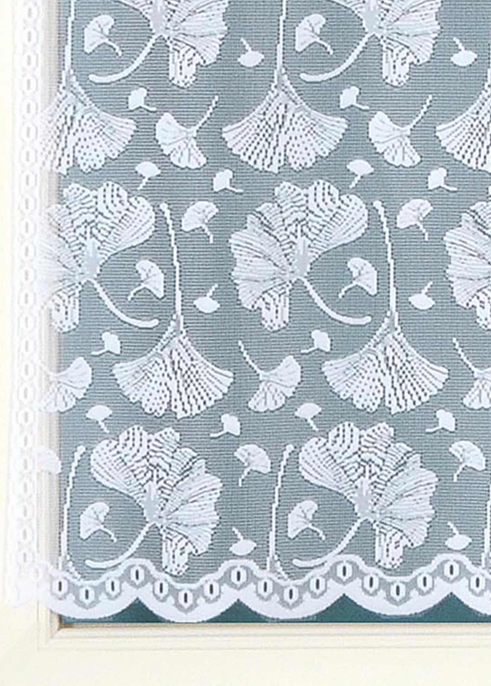 Pair_of_ginkgo_pattern_lace_window_panes_White_DE1_slim