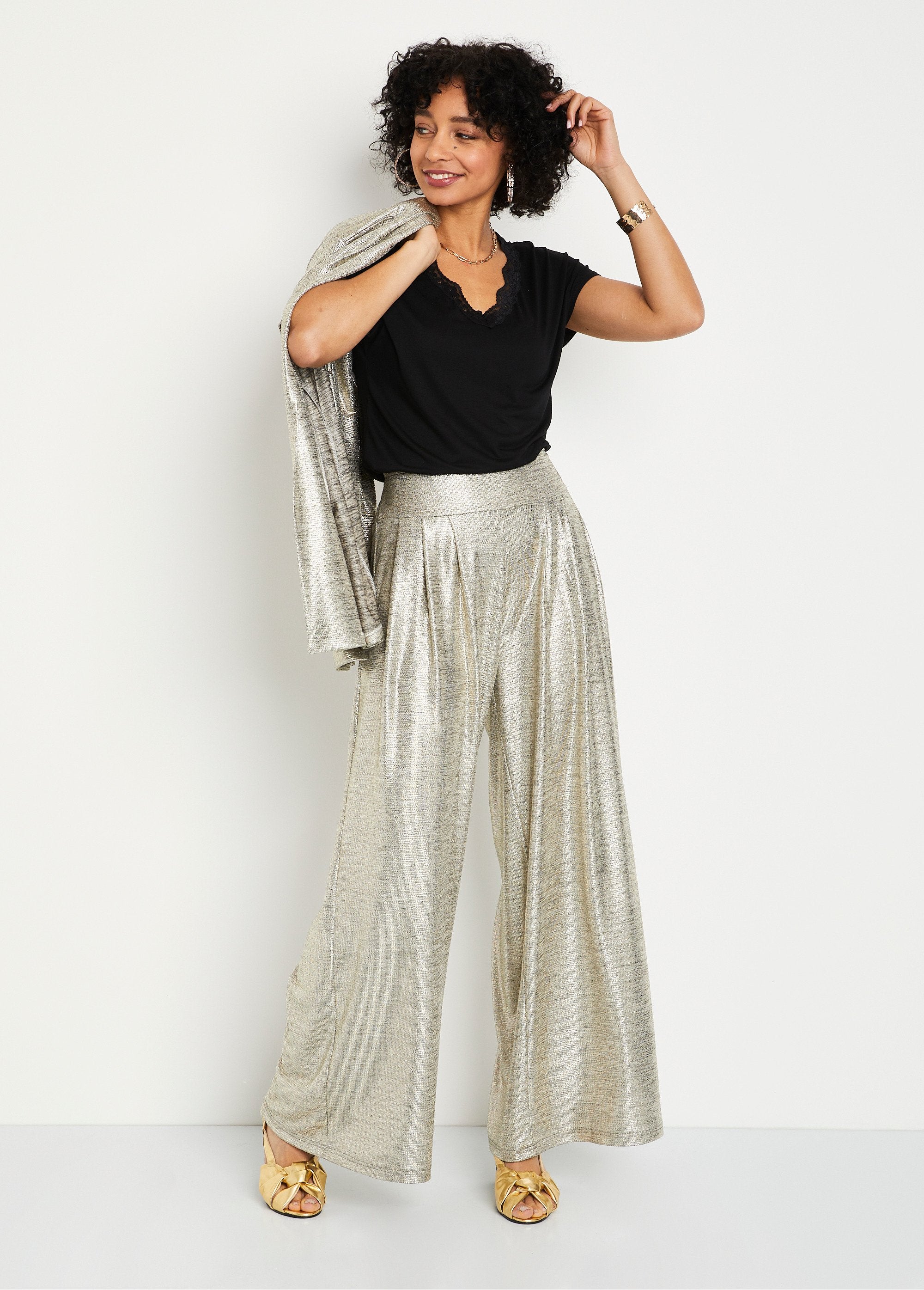 Wide_shiny_knit_pants_with_elasticated_waist_Golden_SF1_slim