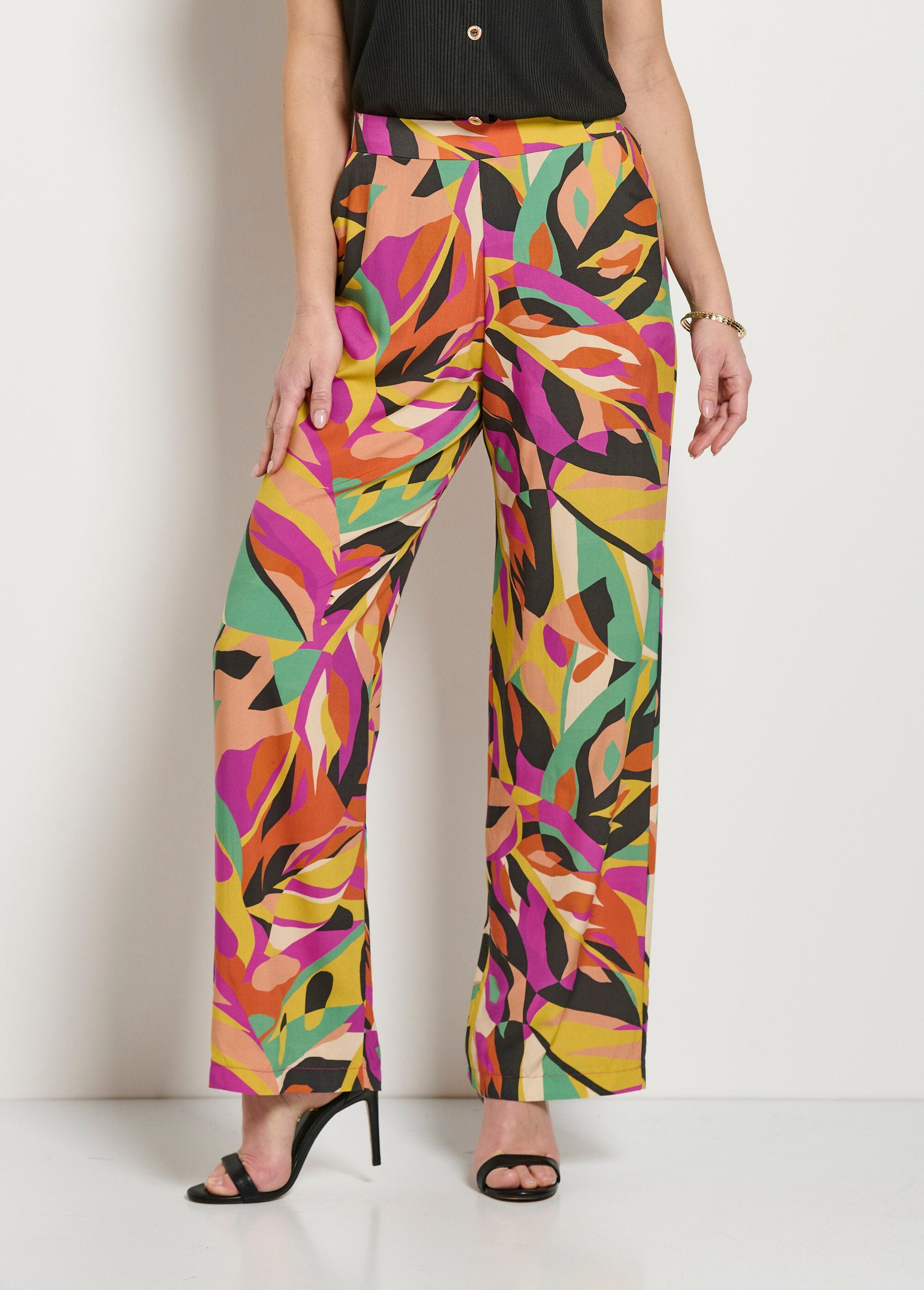 Wide_leg_pants_with_semi-elasticated_waistband_and_print_Multicolor_FA1_slim