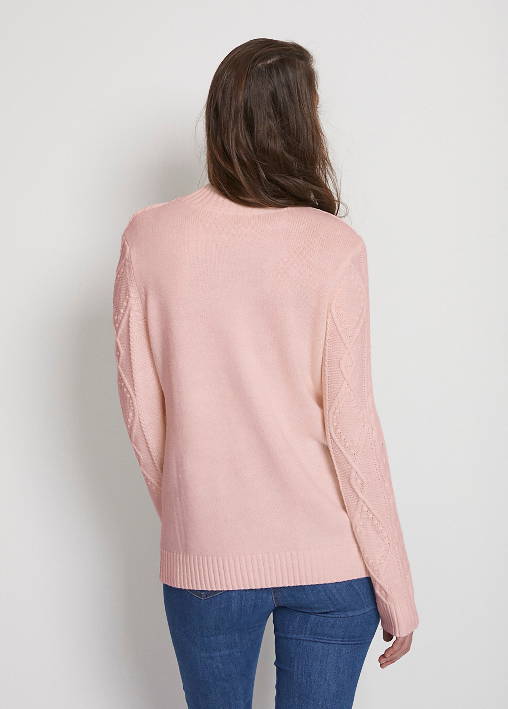 Short_warm_sweater_with_cable_high_collar_Pink_DO1_slim