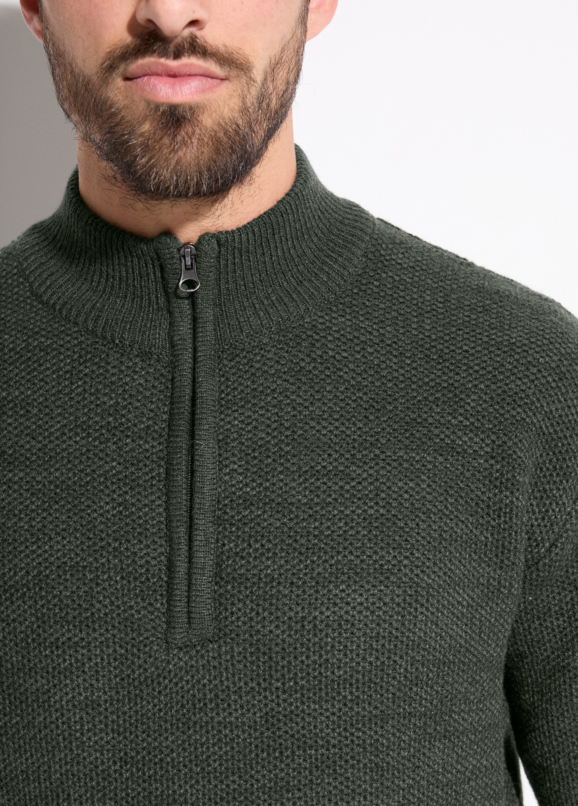 High-neck_zipped_sweater_in_heathered_wool_knit_Green_DE1_slim