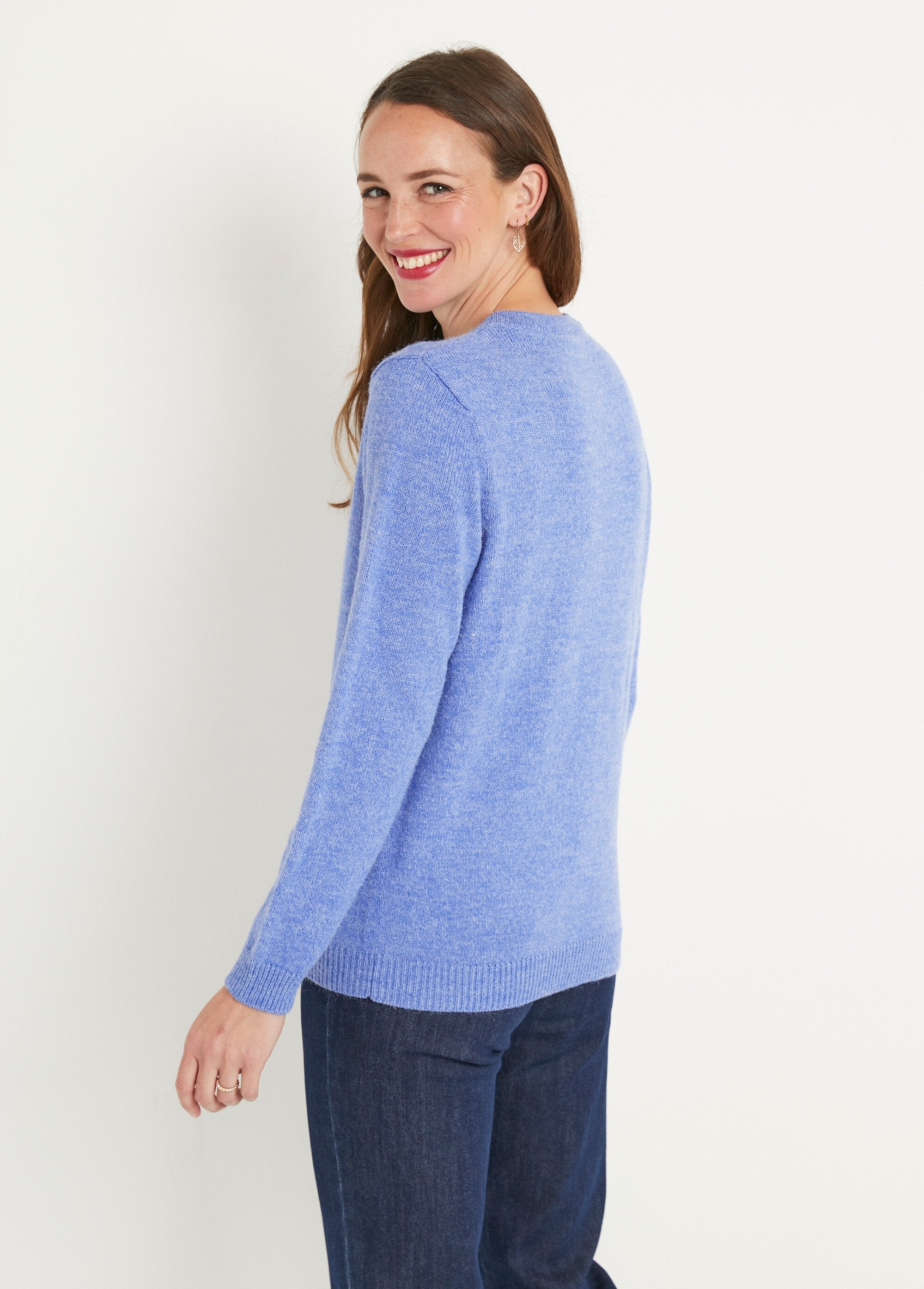 Soft_plain_embroidered_long-sleeved_round_neck_sweater_Blue_DO1_slim