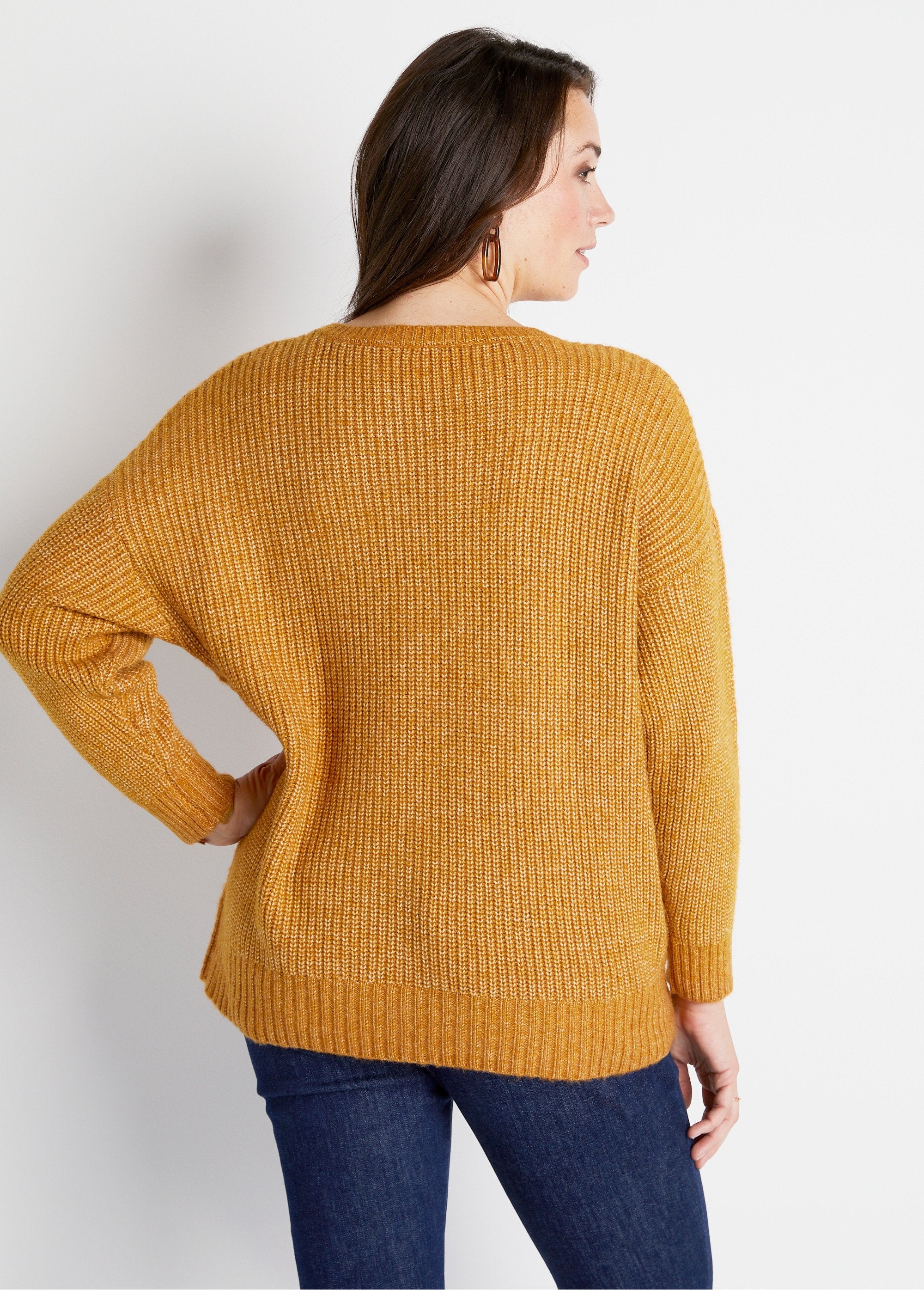 Round_neck_twisted_beaded_heather_knit_sweater_Honey_DO1_curvy