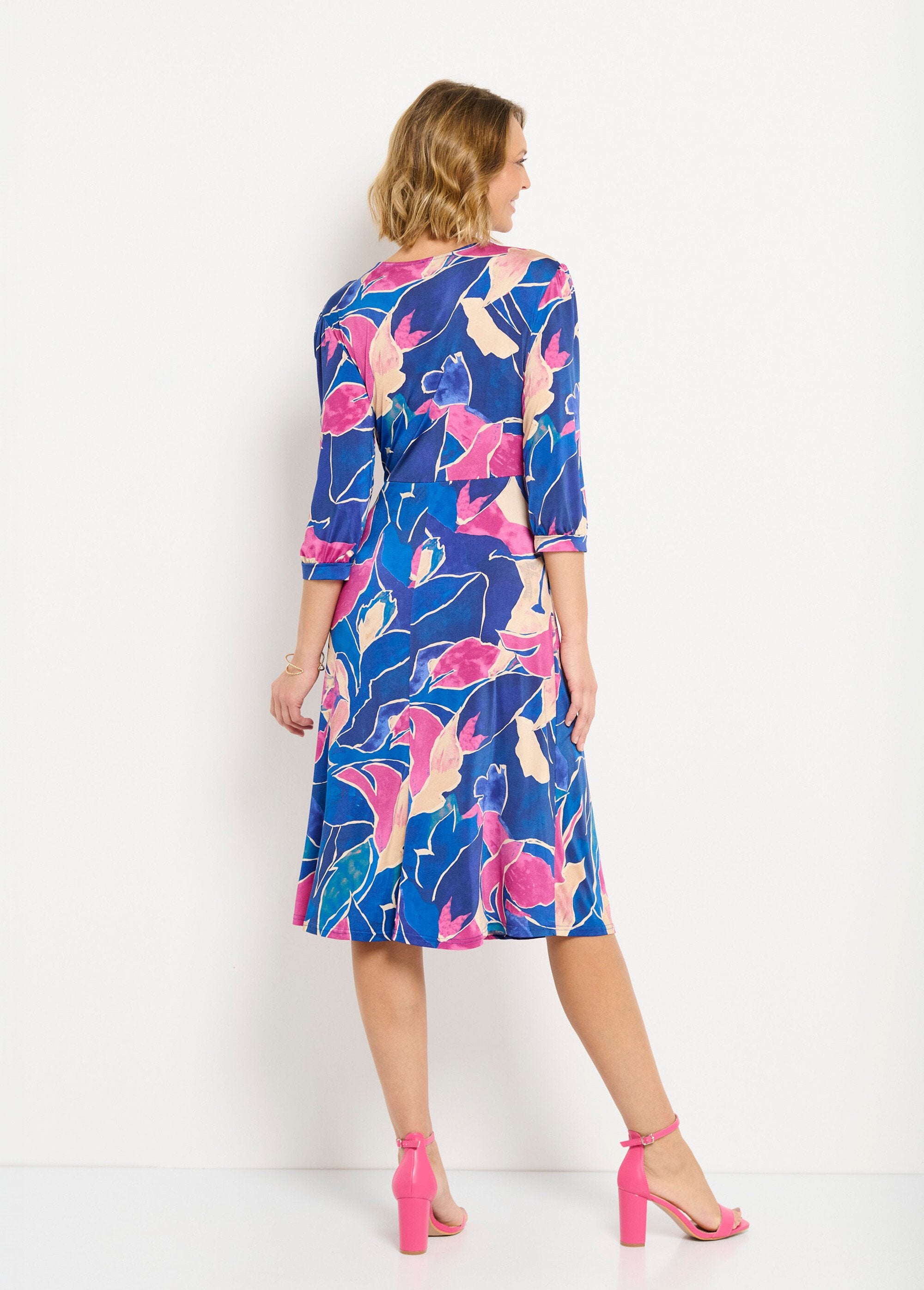 Short_floral_print_flared_wrap_dress_Blue_and_pink_DO1_slim