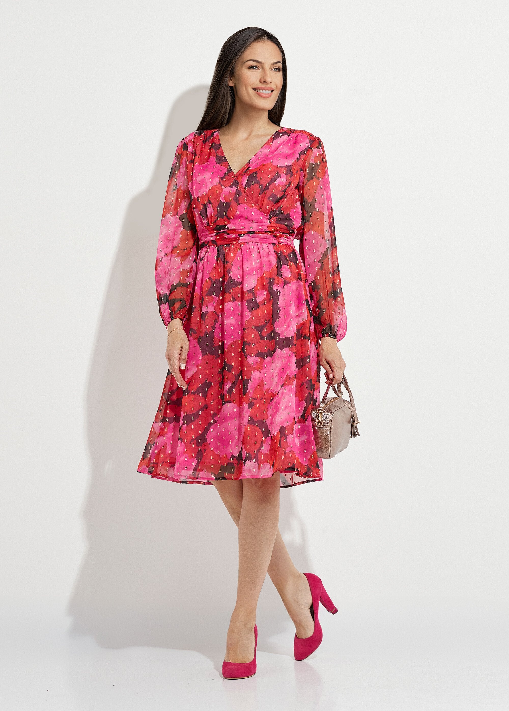 Short_wrap_dress_with_gold_print_voile_Red_and_black_FA1_slim