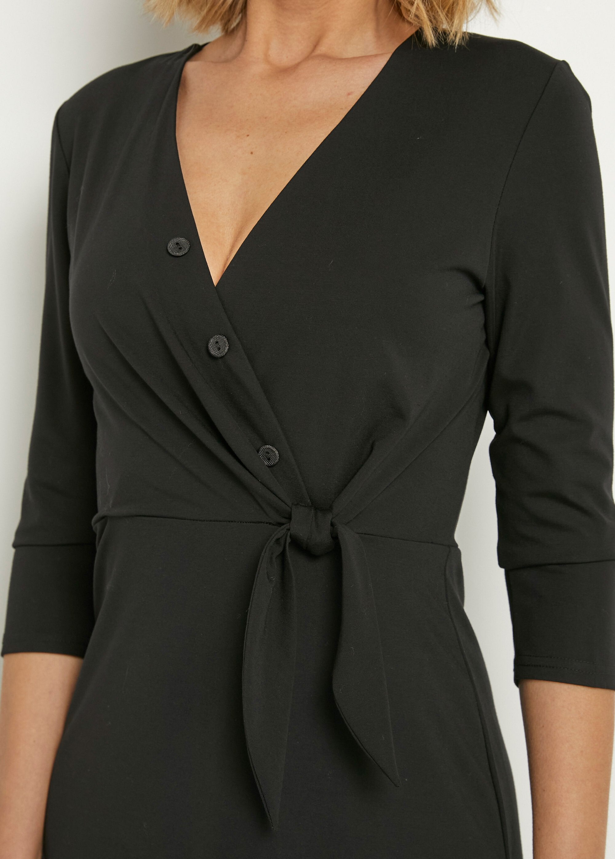 Buttoned_wrap-over_collar_dress_with_3/4_sleeves_Black_DE1_slim