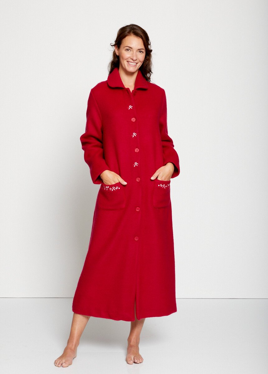 Courtelle_embroidered_dressing_gown_bathrobe_Ruby_FA1_slim