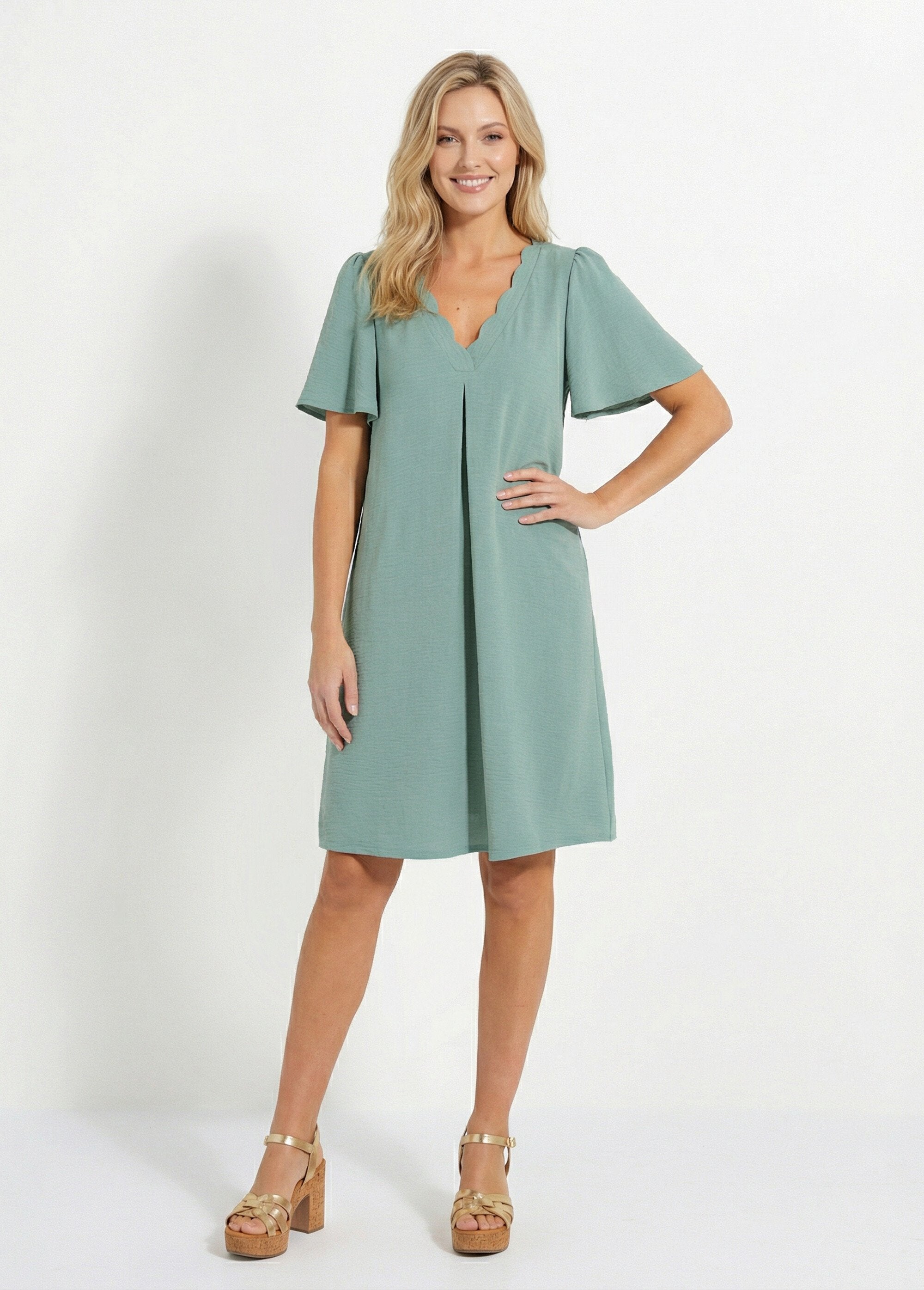 Robe_droite_courte_col_V_festonné_Vert_sauge_FA1_slim