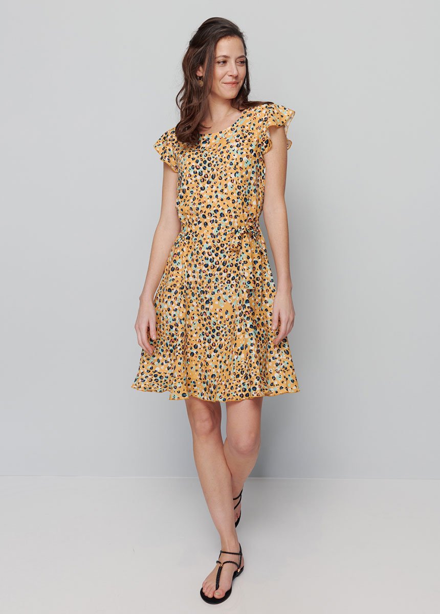 Robe_volantée_imprimé_peau_de_bête_Fond_miel_FA1_slim