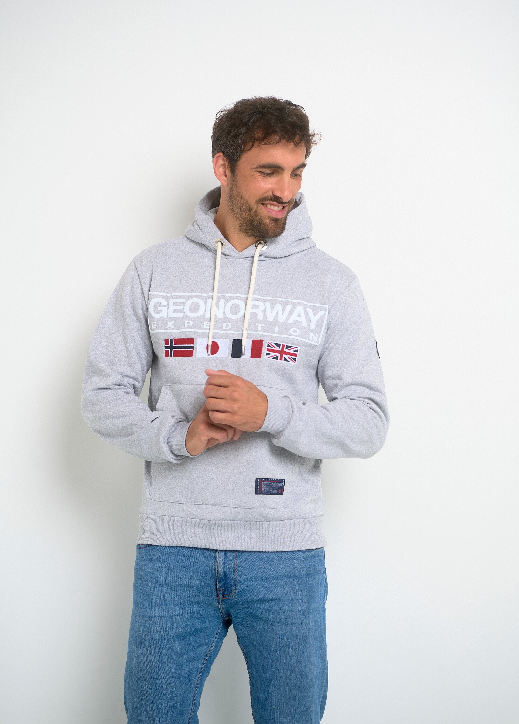 Kangaroo_Pocket_Flags_Hoodie_Grey_melange_FA1_slim