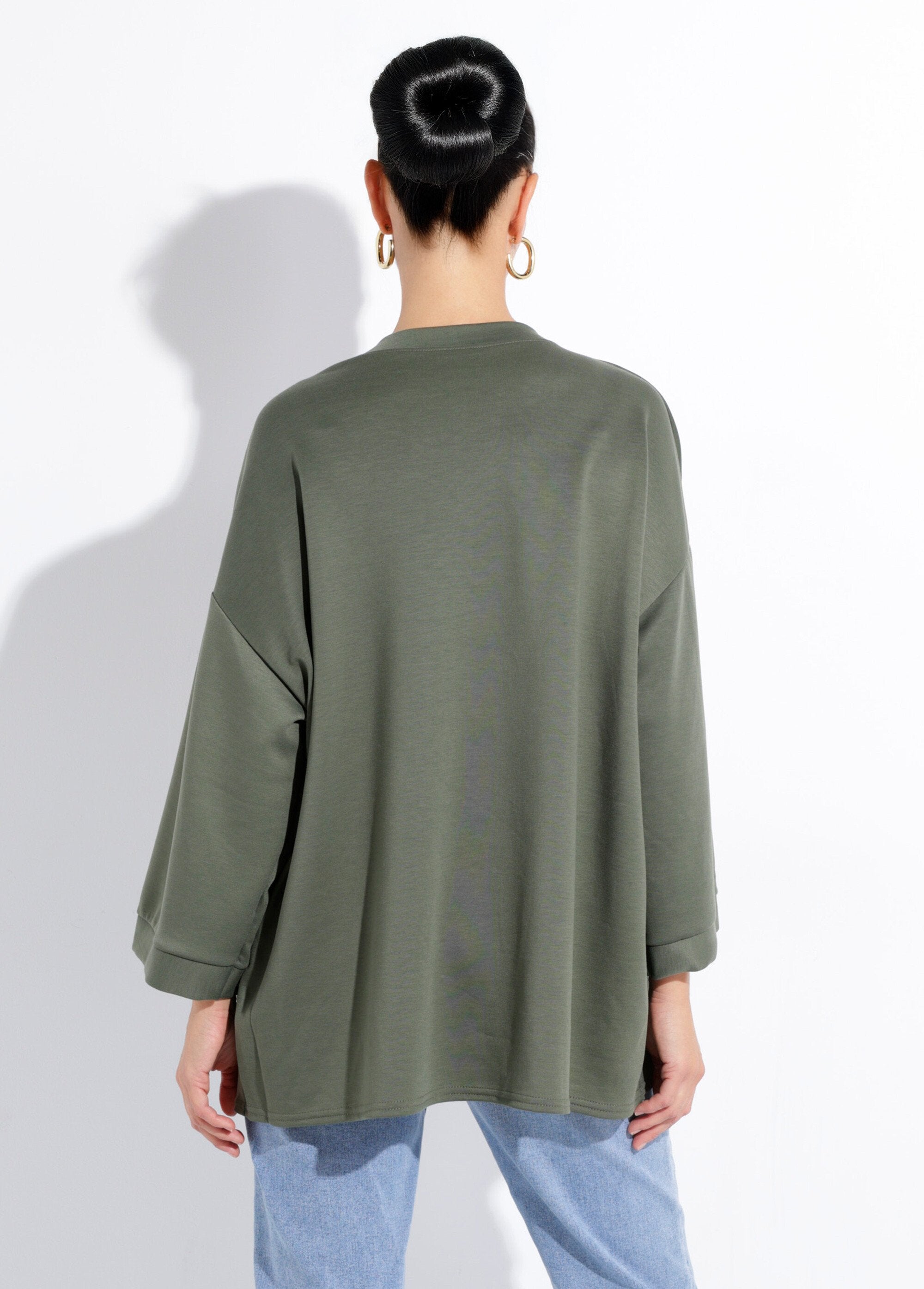 Wide_round_neck_sweatshirt,_3/4_sleeves_Khaki_DO1_slim