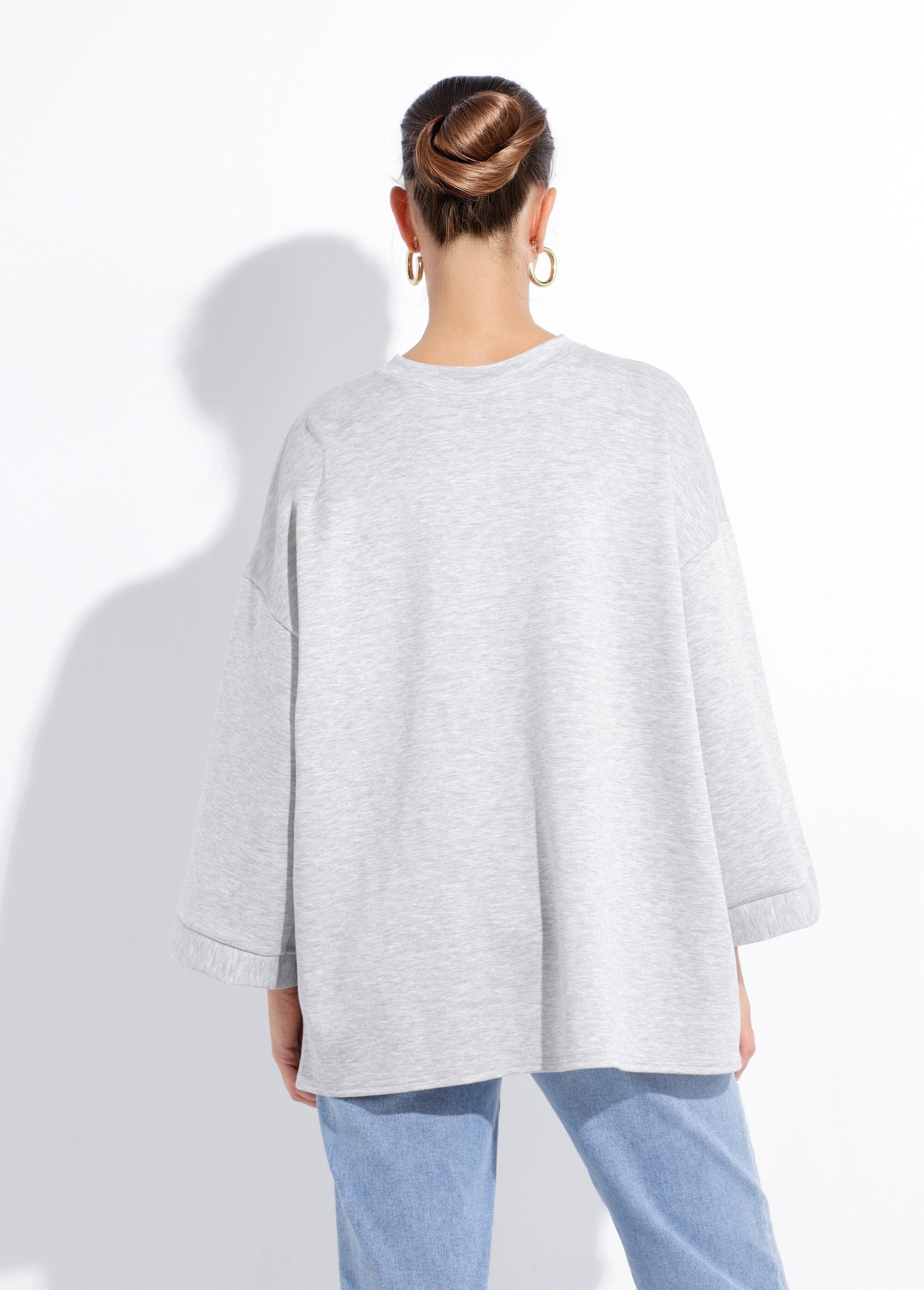 Wide_round_neck_sweatshirt,_3/4_sleeves_Heather_gray_DO1_slim