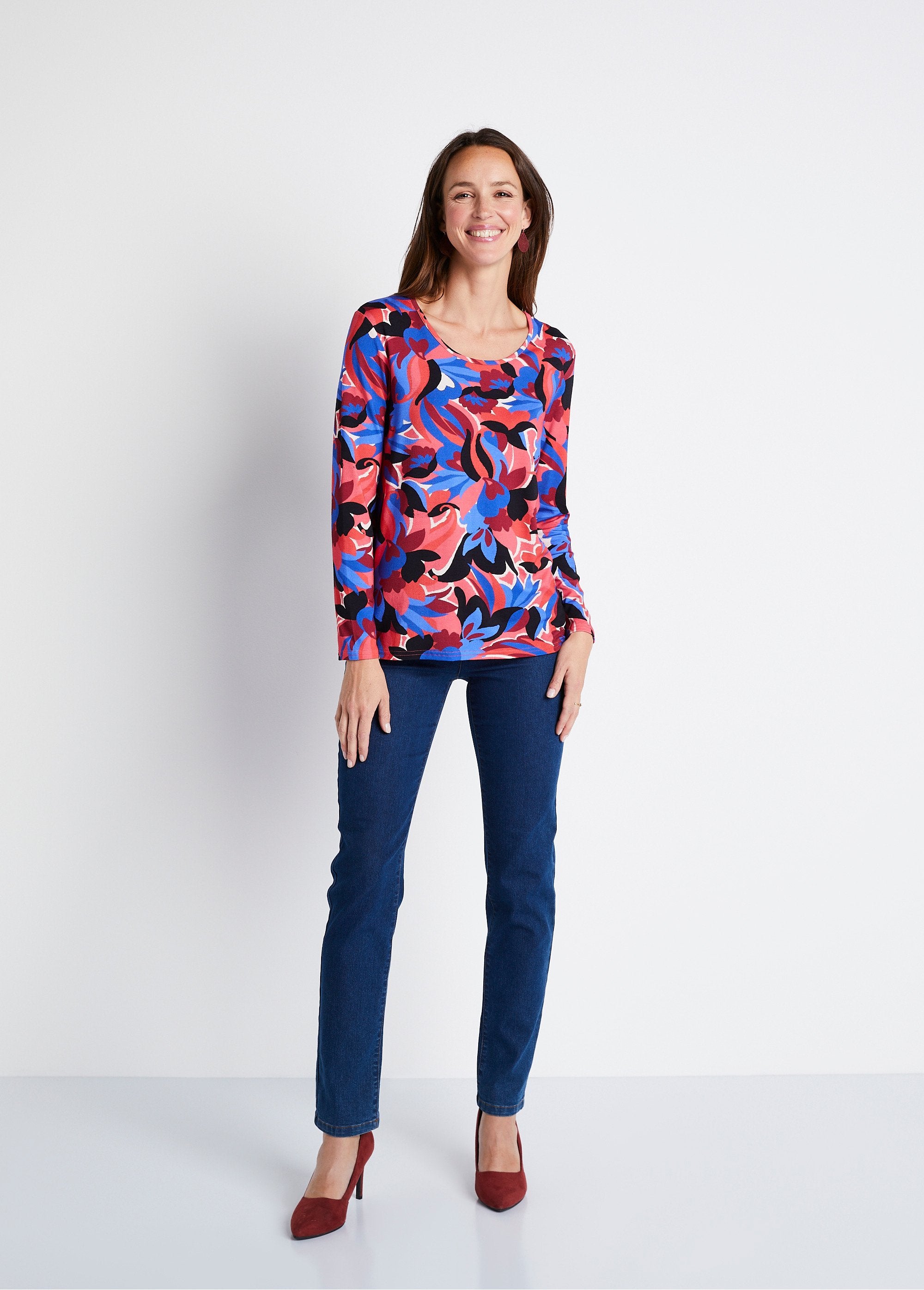 Straight_long-sleeved_printed_T-shirt_Blue_and_pink_SF1_slim