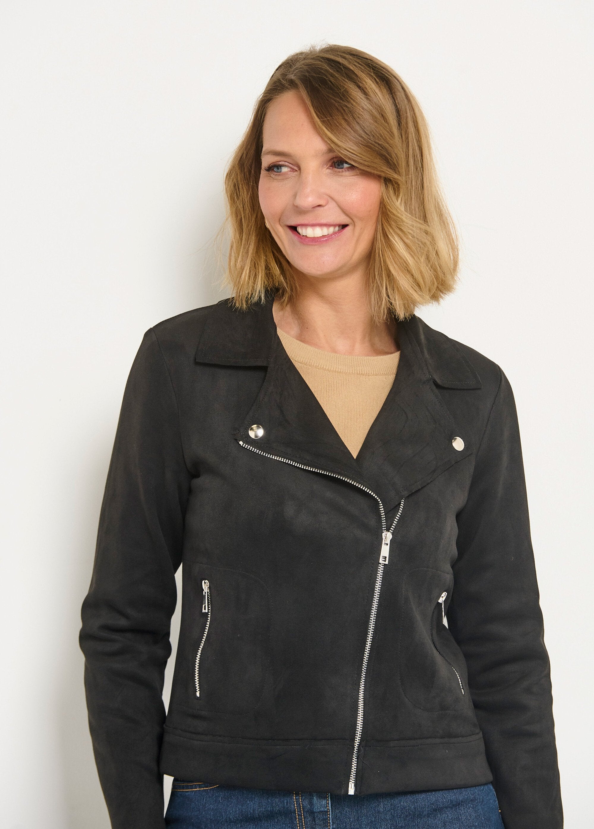 Short_suede_zipped_biker_jacket_Black_DE1_slim